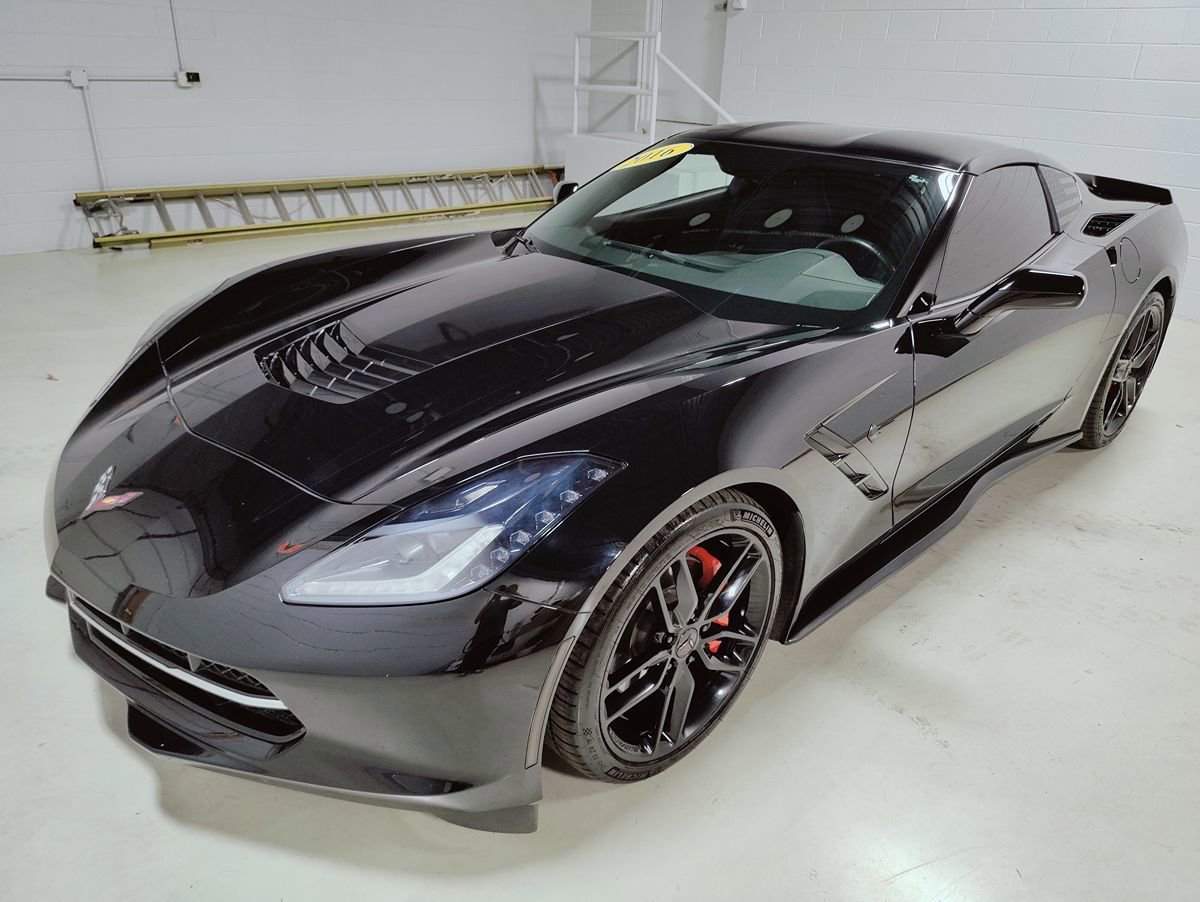 Used 2016 Chevrolet Corvette Stingray Coupe w/ Battery Protection Package RWD image 20