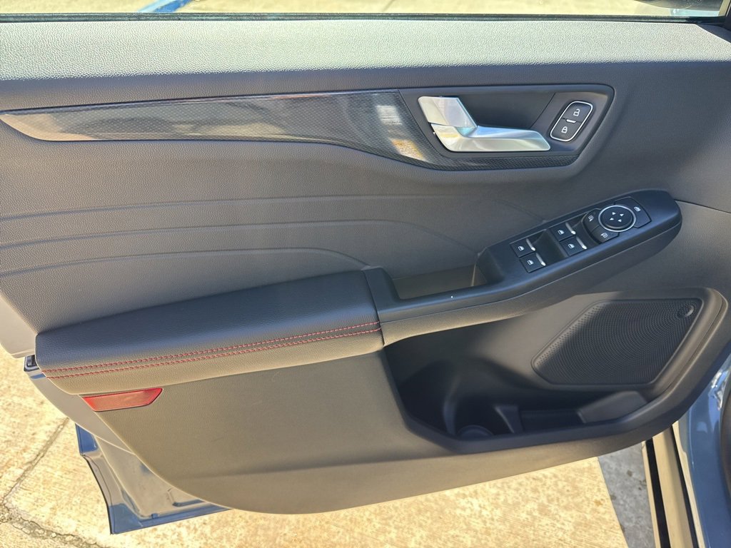 New 2026 Ford Escape ST-Line image 7