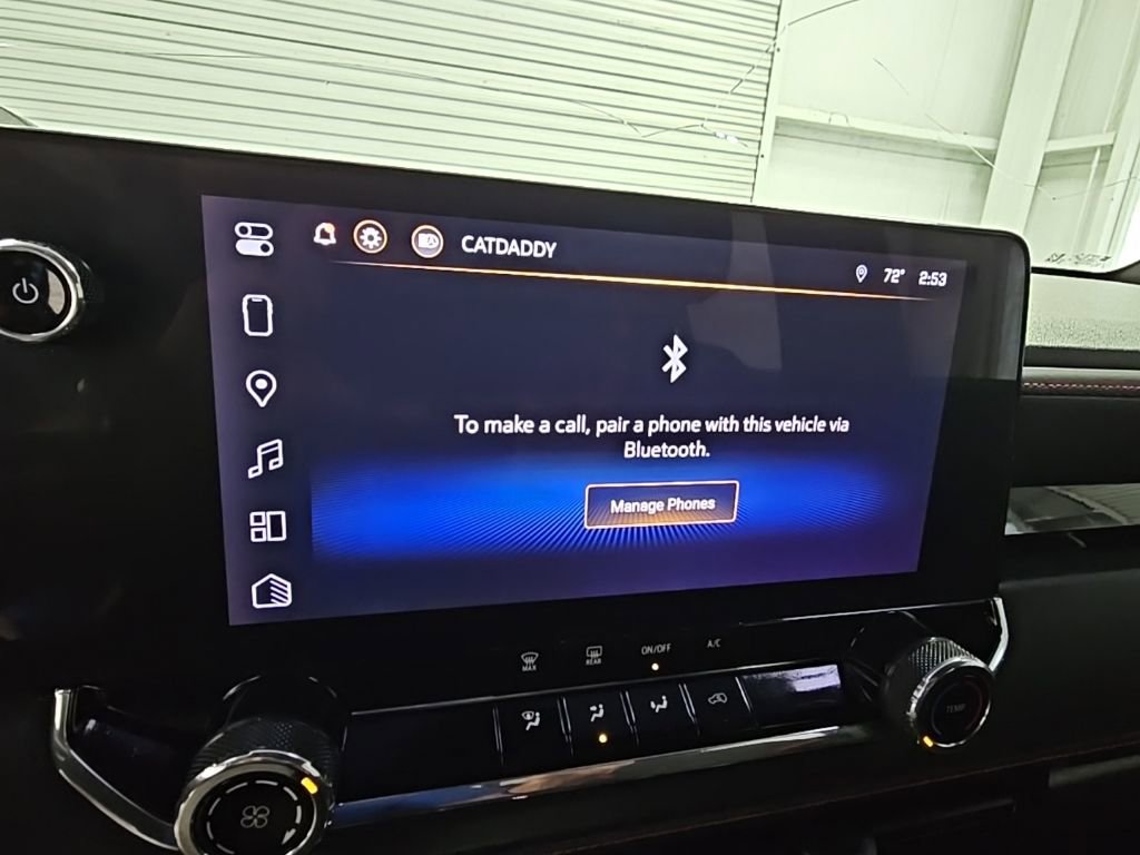 Used 2024 Chevrolet Colorado Z71 image 16