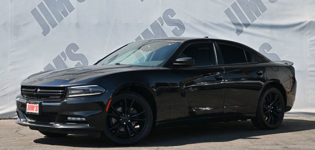 Used 2016 Dodge Charger SXT w/ Blacktop Package