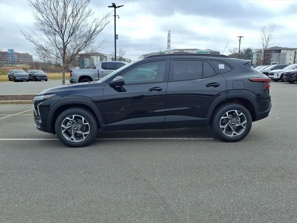 New 2026 Chevrolet Trax LT w/ Driver Confidence Package image 28