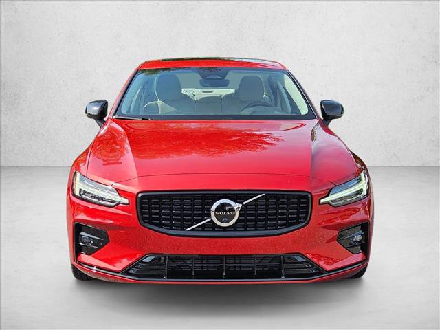 Used 2024 Volvo S60 B5 Plus w/ Climate Package FWD image 2