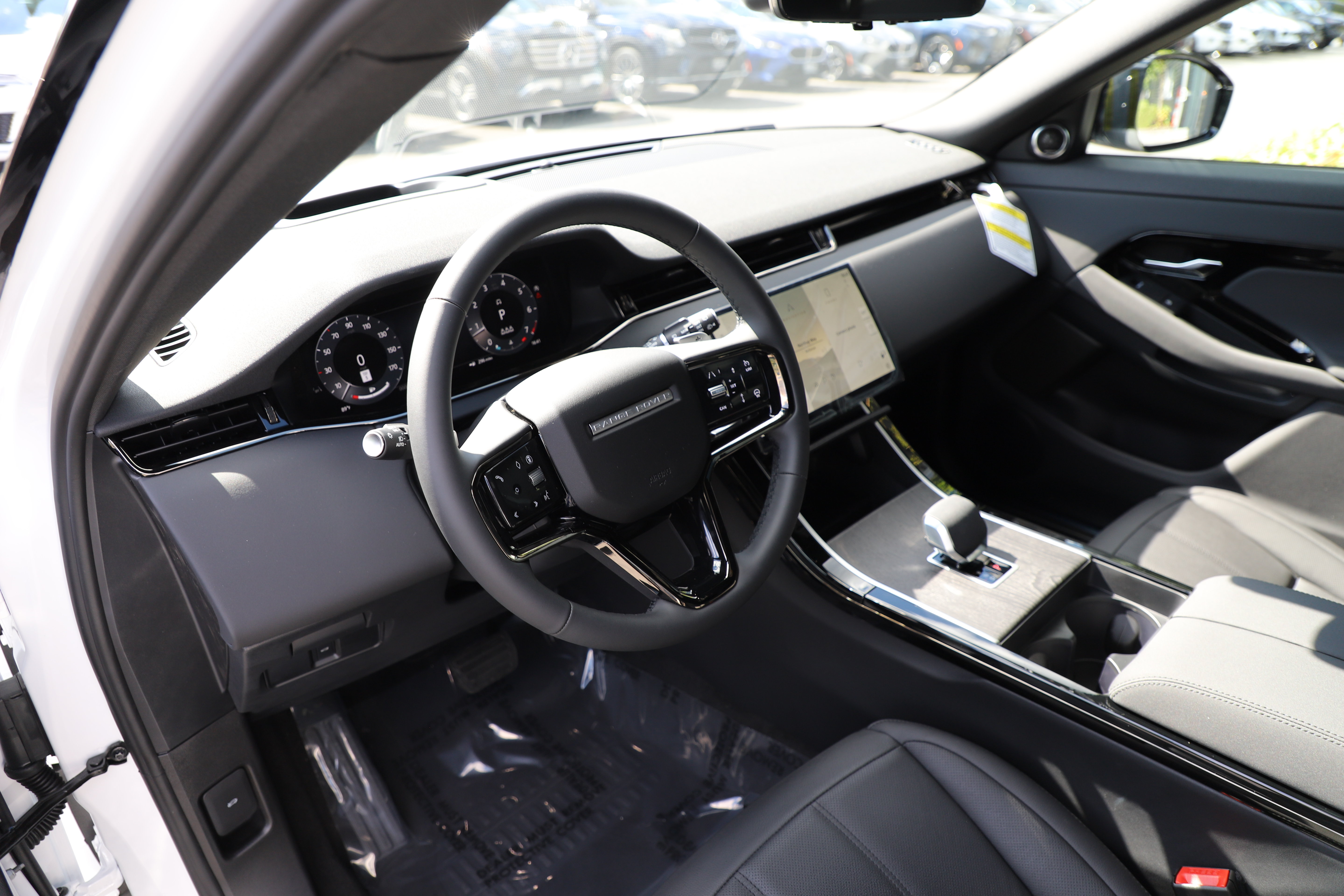 New 2026 Land Rover Range Rover Evoque S AWD/4WD image 18