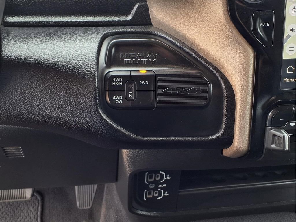 Used 2024 RAM 2500 Laramie AWD/4WD image 7