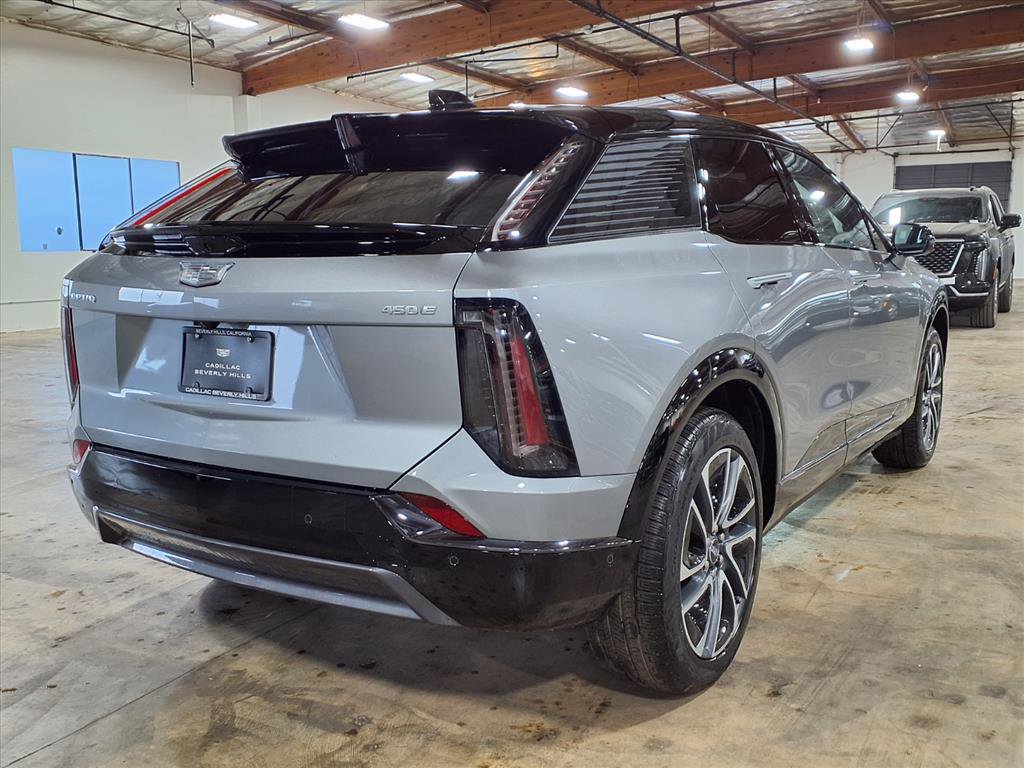 Used 2026 Cadillac Optiq Sport 2 image 8