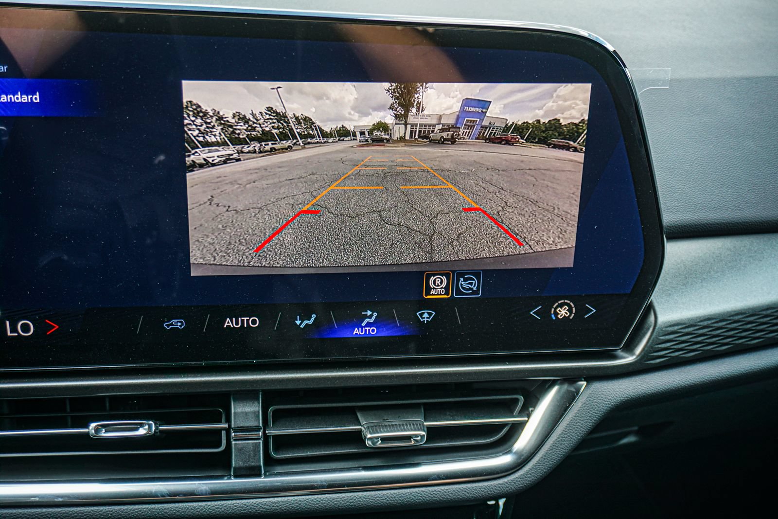 New 2026 Chevrolet Equinox EV LT FWD image 30