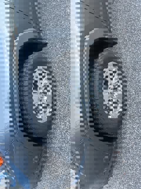 Used 2020 Toyota RAV4 XLE image 9