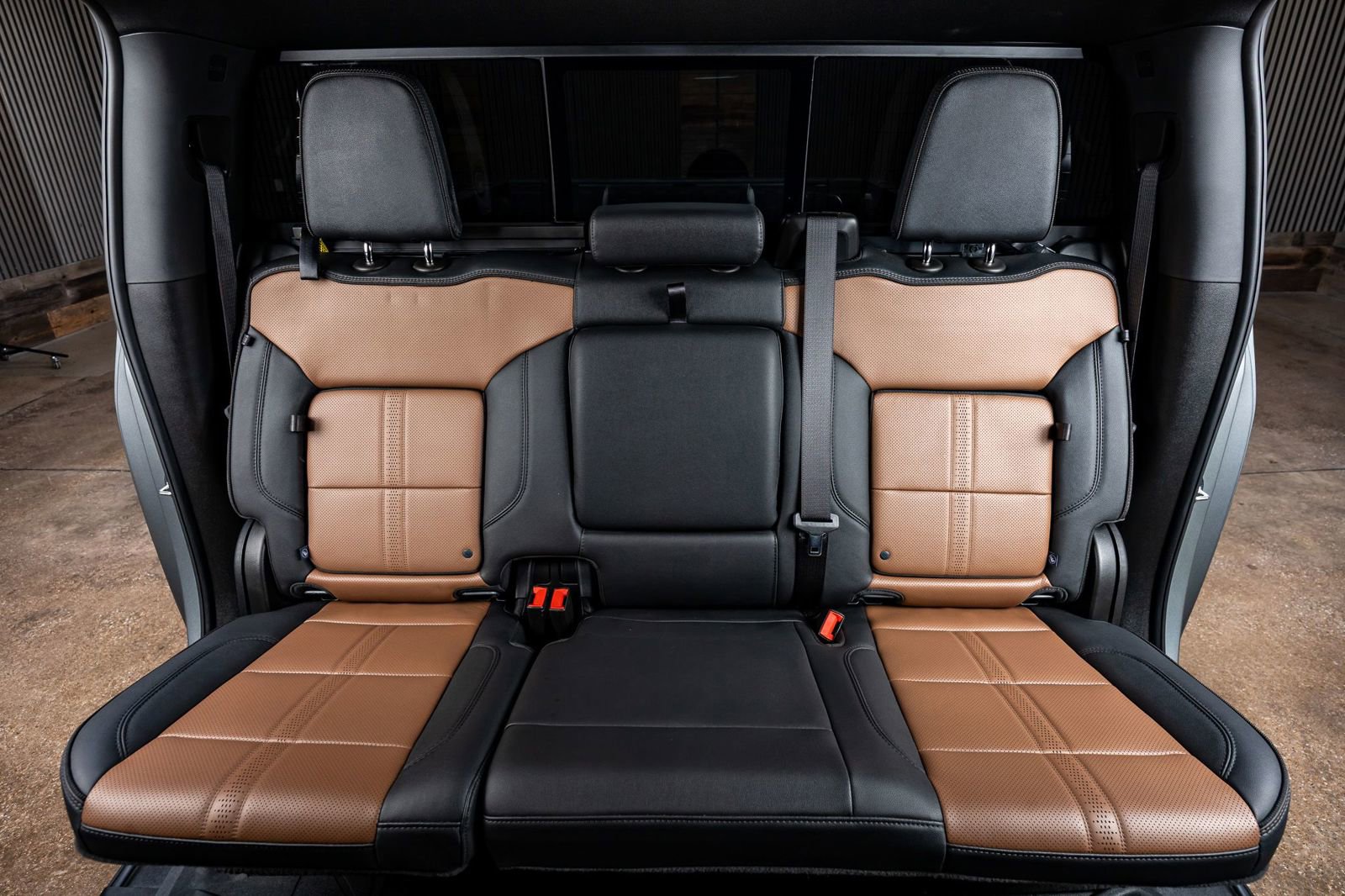 Used 2025 Chevrolet Silverado 2500 High Country w/ Technology Package image 35