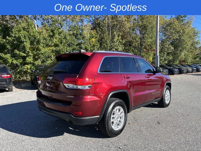 Used 2019 Jeep Grand Cherokee Laredo AWD/4WD image 3