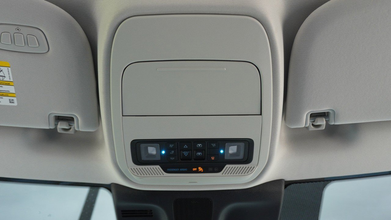 Used 2025 Ford Expedition Platinum w/ Driver's Package AWD/4WD image 30