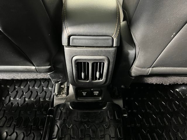 Used 2018 Jeep Compass Limited w/ Navigation Group AWD/4WD image 35