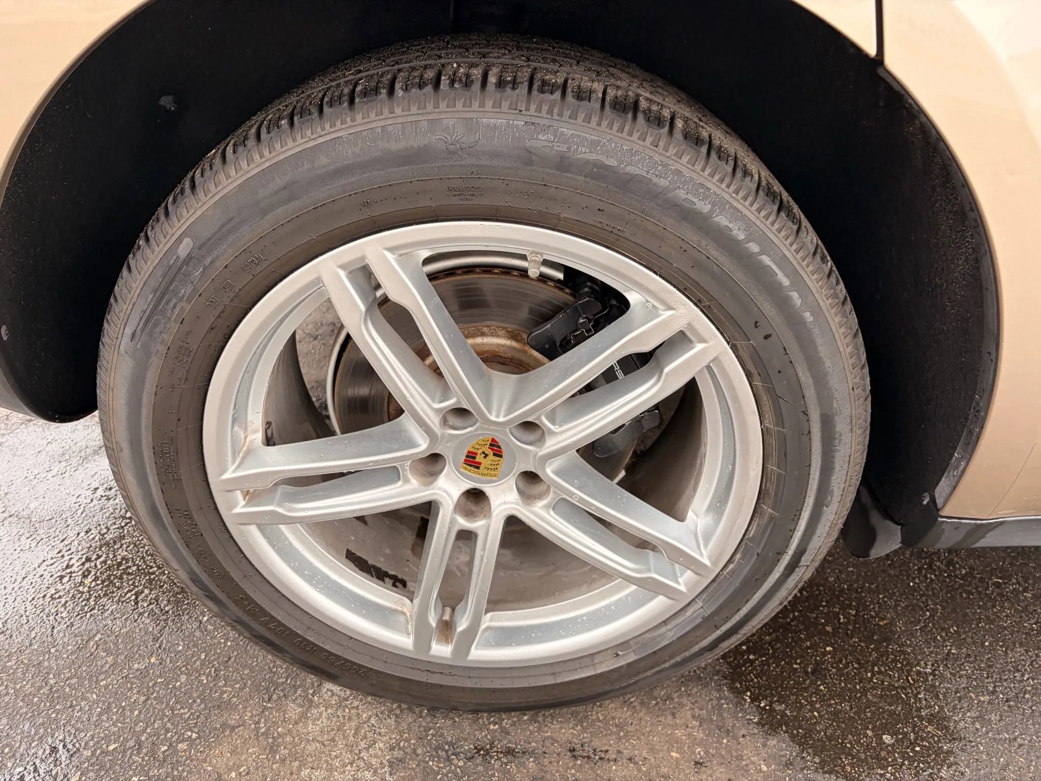 Used 2017 Porsche Macan image 91