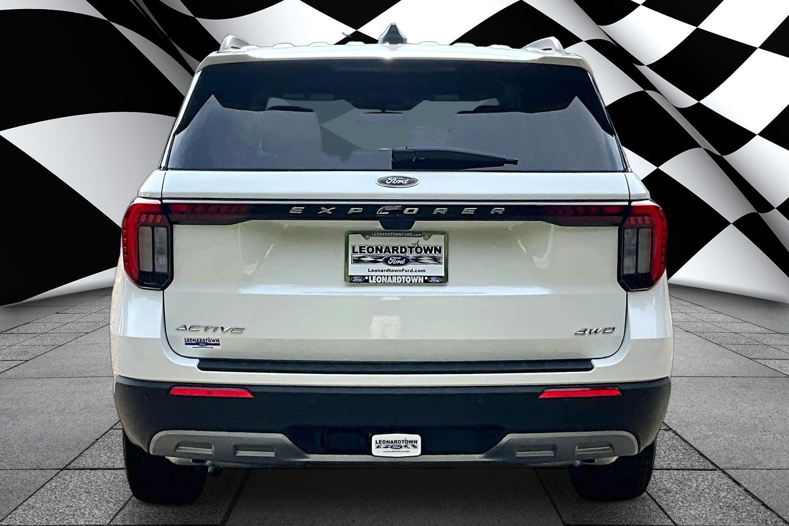 New 2026 Ford Explorer Active w/ Active Comfort Package AWD/4WD image 4
