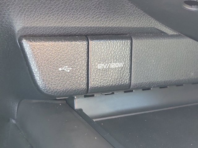 Used 2023 Toyota Camry SE image 27