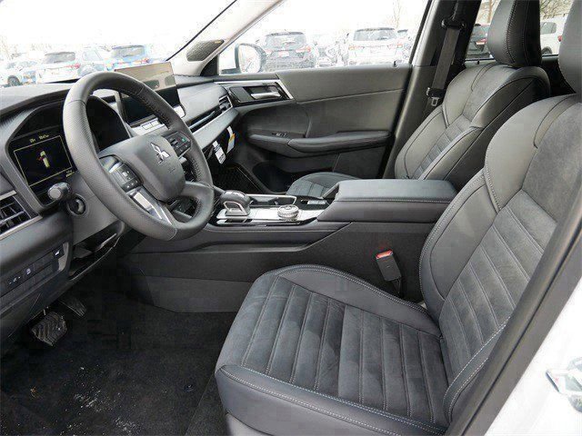 New 2026 Mitsubishi Outlander SE image 4
