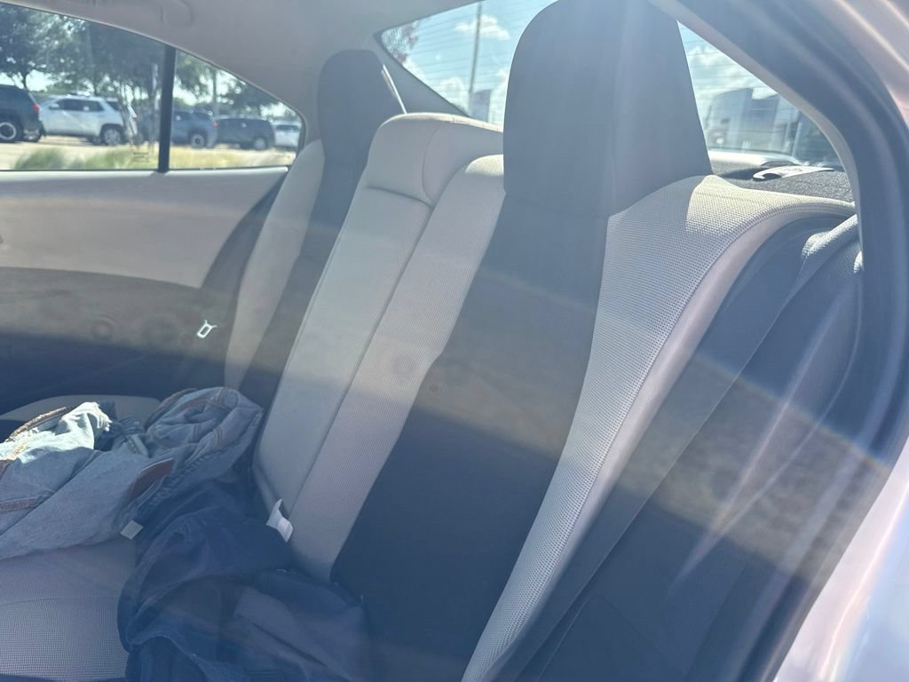 Used 2026 Toyota Corolla LE FWD image 6