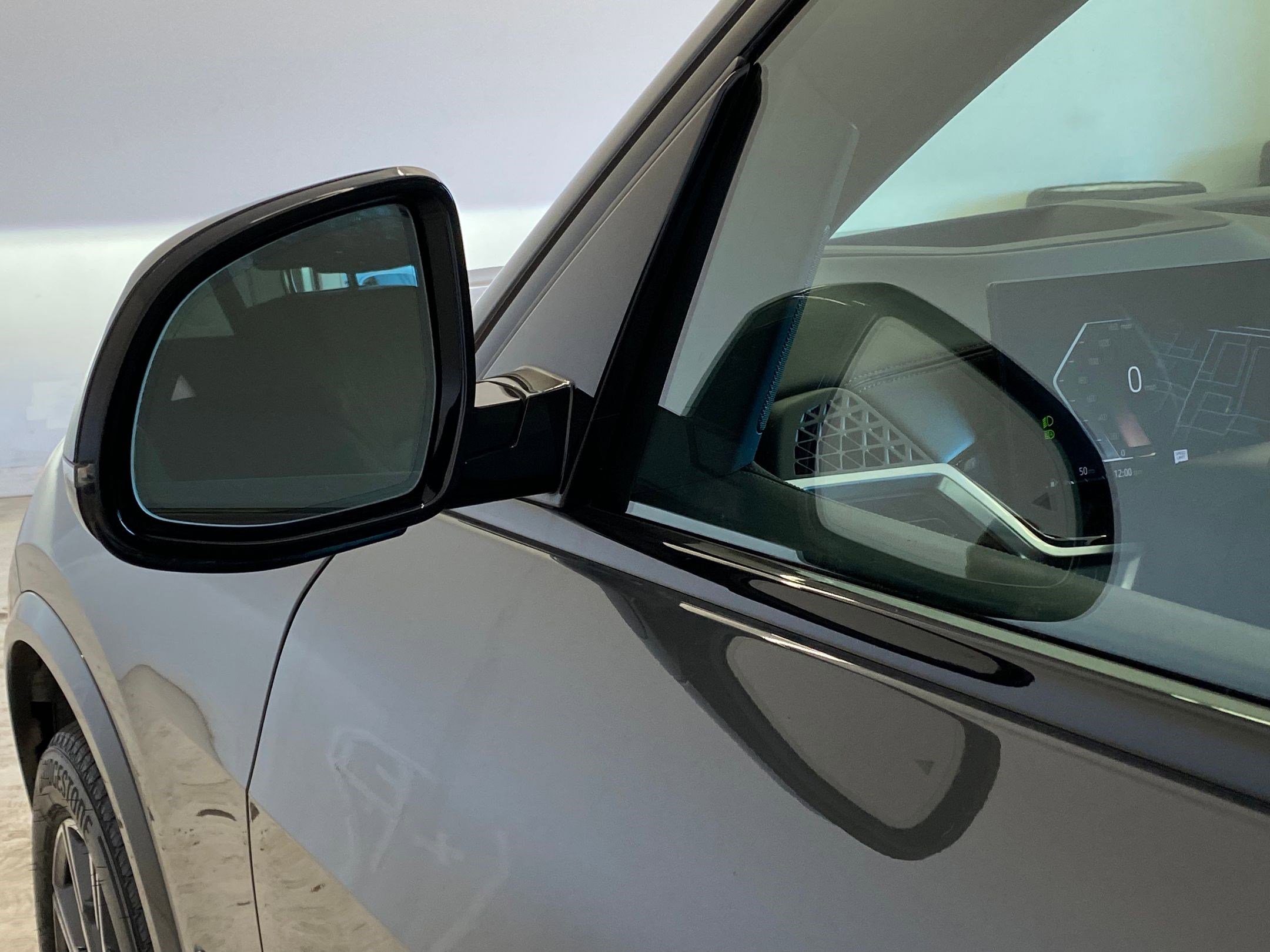 Certified 2024 BMW X5 xDrive40i w/ M Sport Package image 23