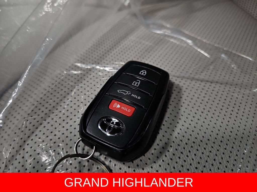 New 2026 Toyota Grand Highlander AWD image 28