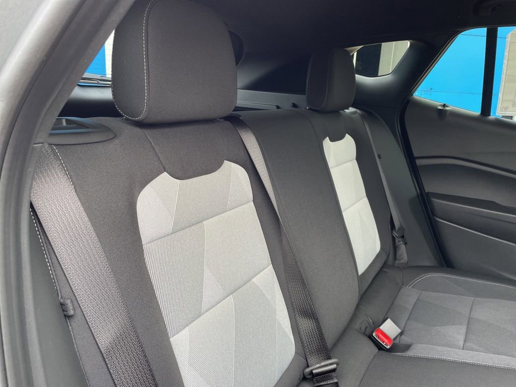 New 2026 Chevrolet Trax RS w/ Driver Confidence Package image 32