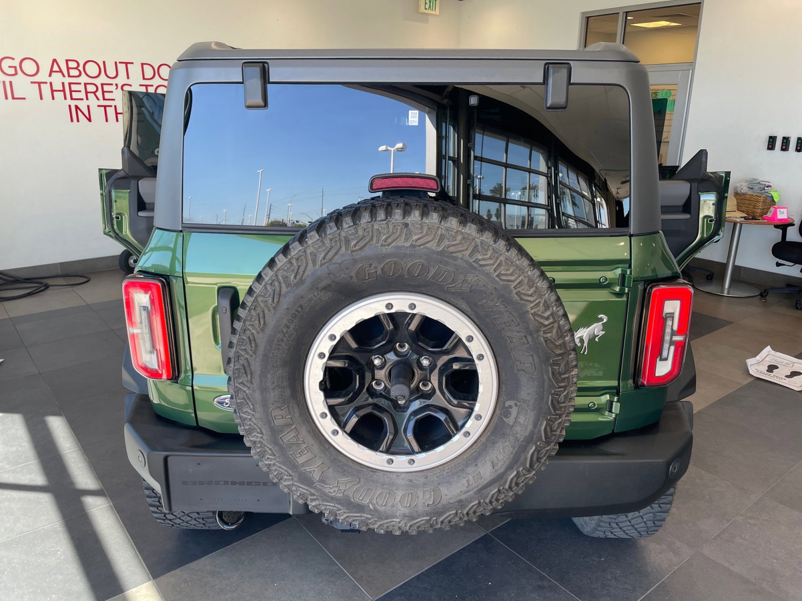 Used 2022 Ford Bronco Big Bend w/ Sasquatch Package image 24