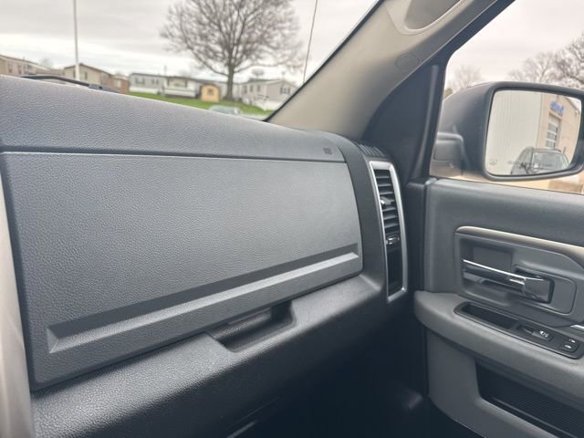 Used 2015 RAM 1500 Big Horn image 31