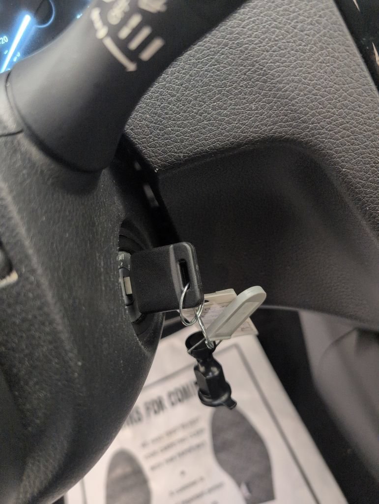 Used 2020 Nissan Rogue Sport S FWD image 37