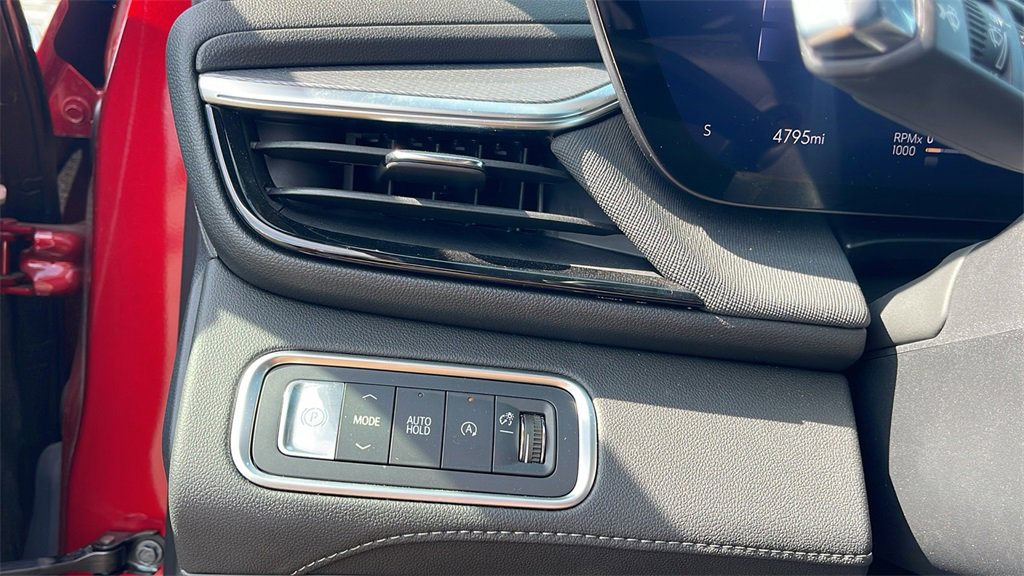 Used 2025 Buick Enclave Sport Touring w/ Power Package image 25