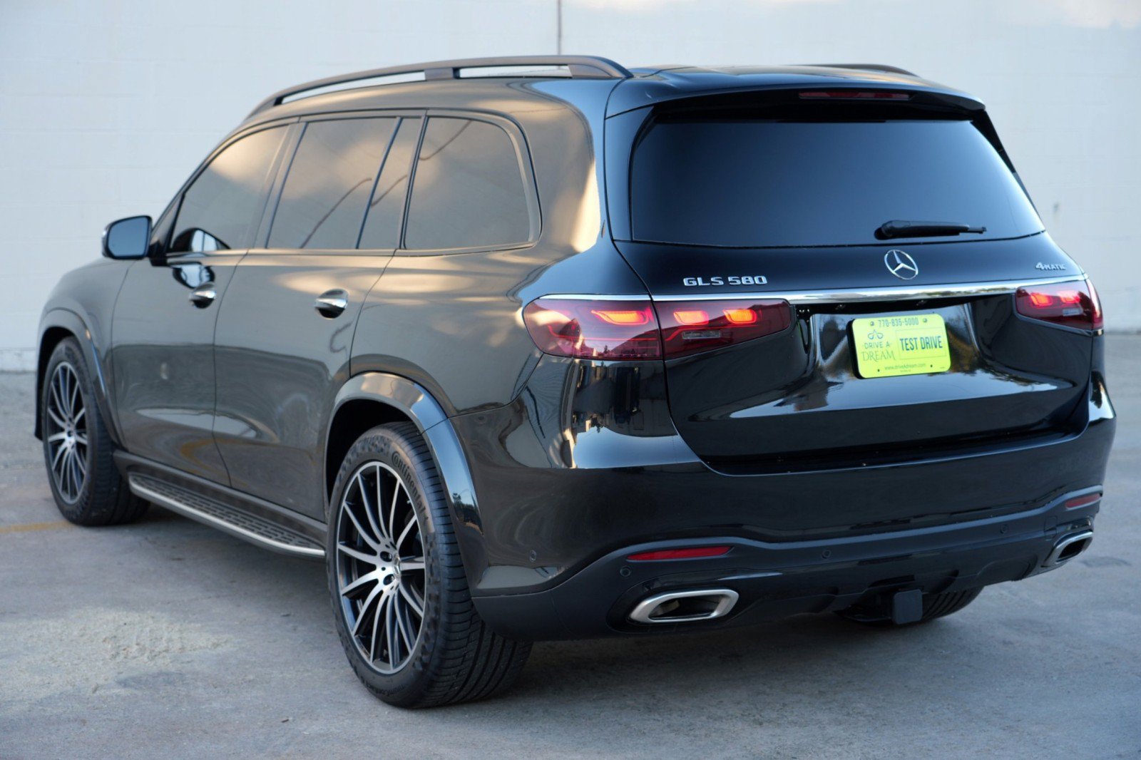 Used 2025 Mercedes-Benz GLS 580 4MATIC image 60