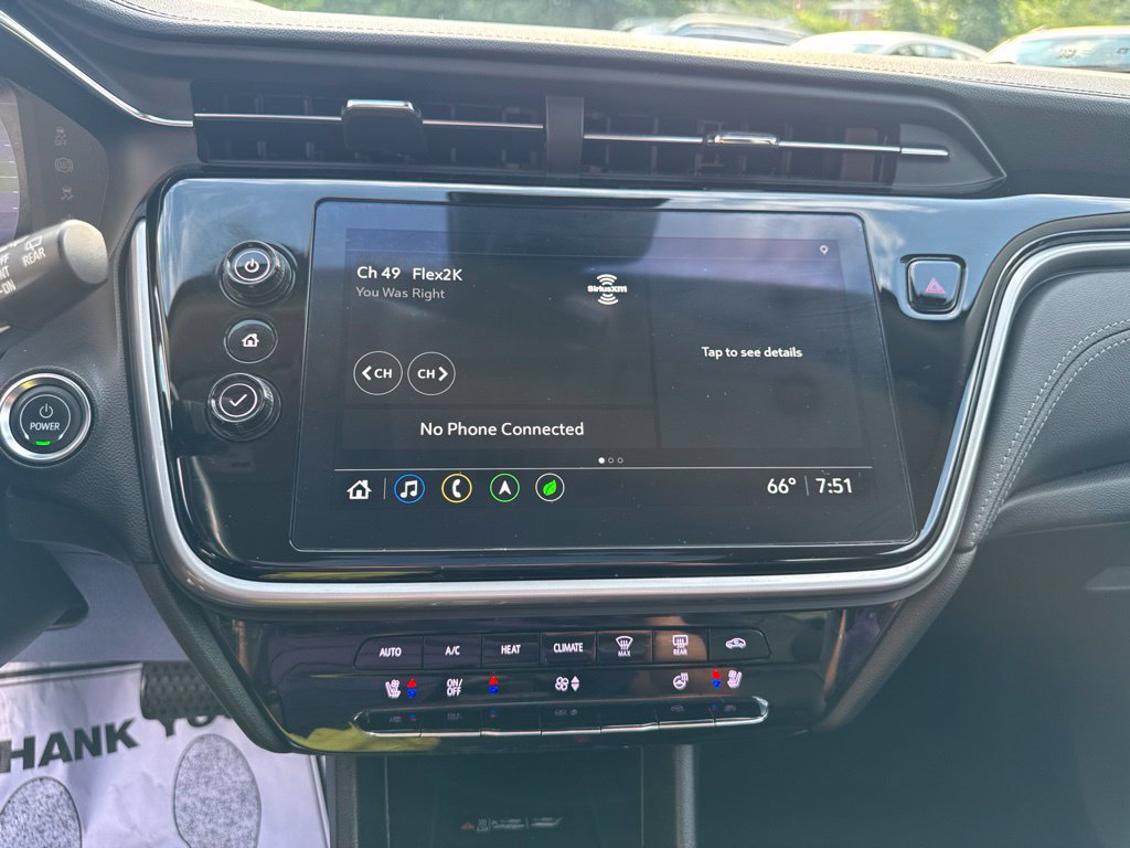 Used 2023 Chevrolet Bolt EUV Premier w/ Sun & Sound Package FWD image 29