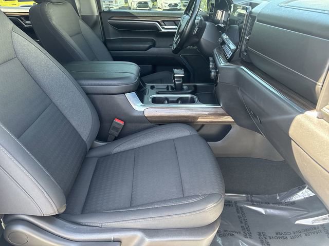 Used 2024 Chevrolet Silverado 1500 LT Trail Boss w/ Protection Package AWD/4WD image 12