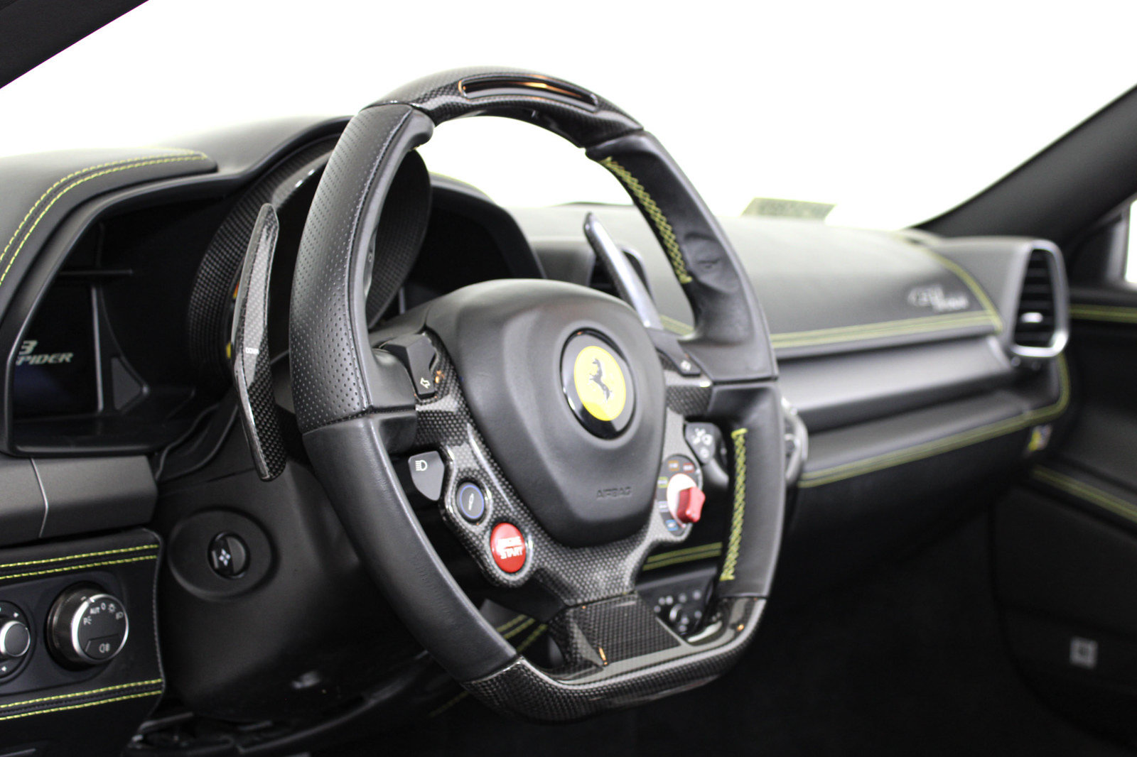 Used 2015 Ferrari 458 Spider RWD image 41