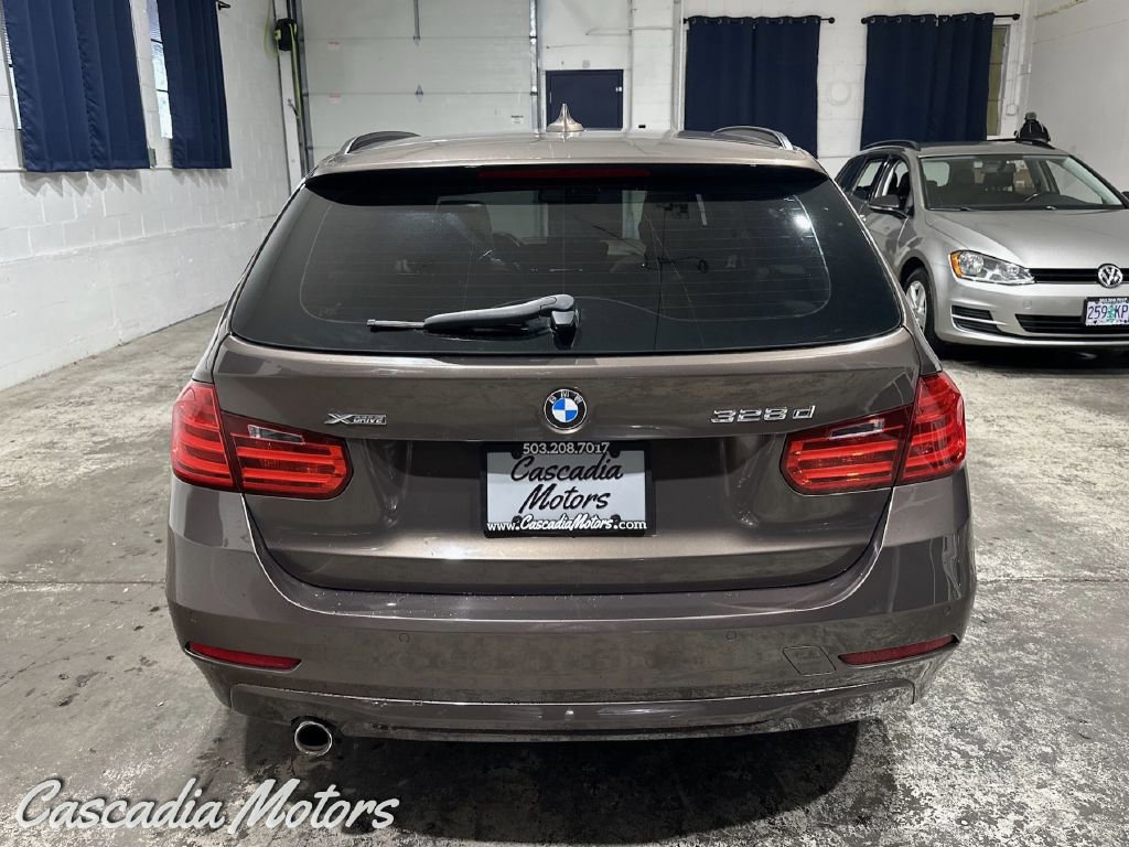Used 2015 BMW 328d xDrive Wagon image 7
