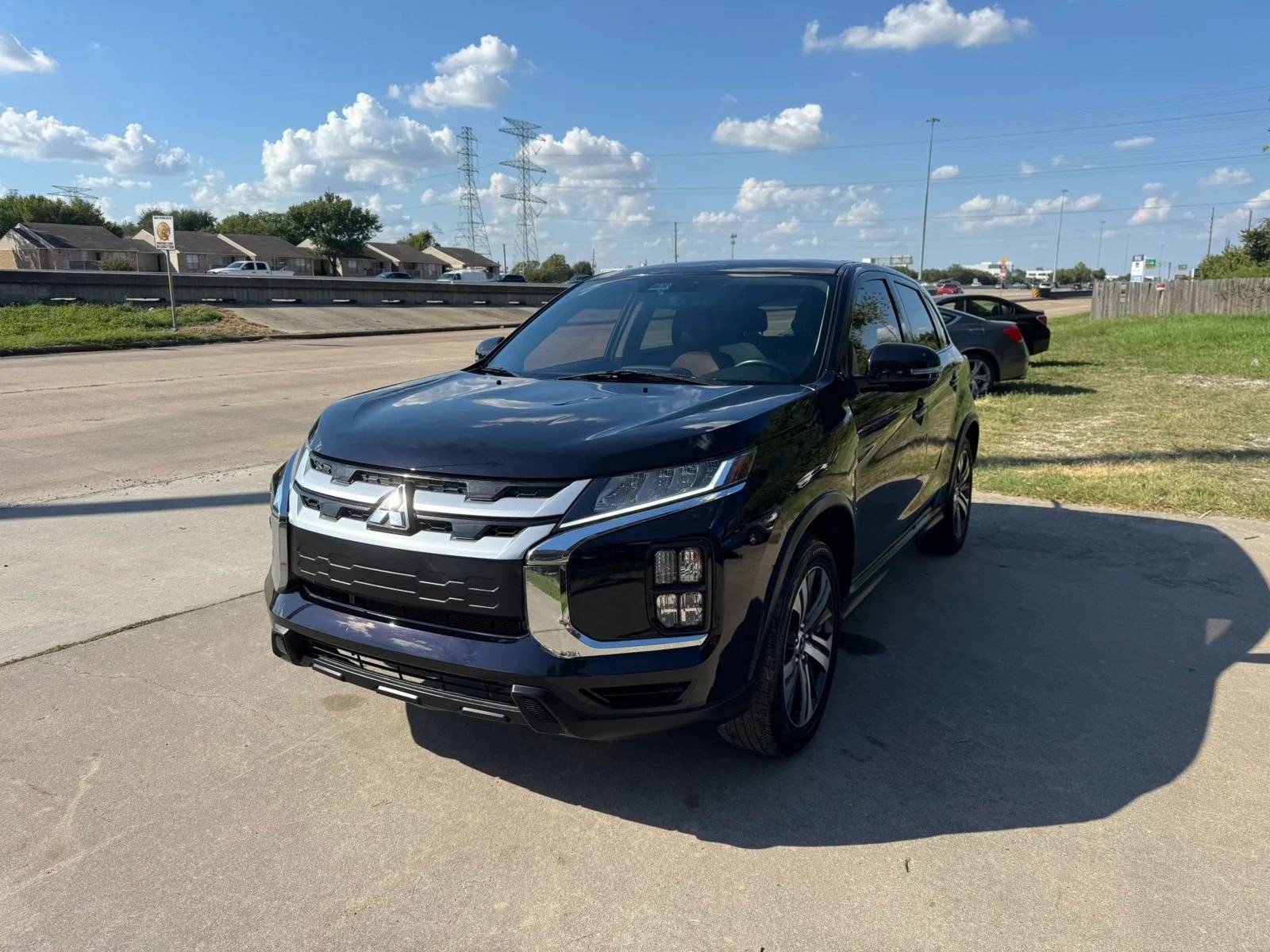 Used 2022 Mitsubishi Outlander Sport SE AWD/4WD image 2