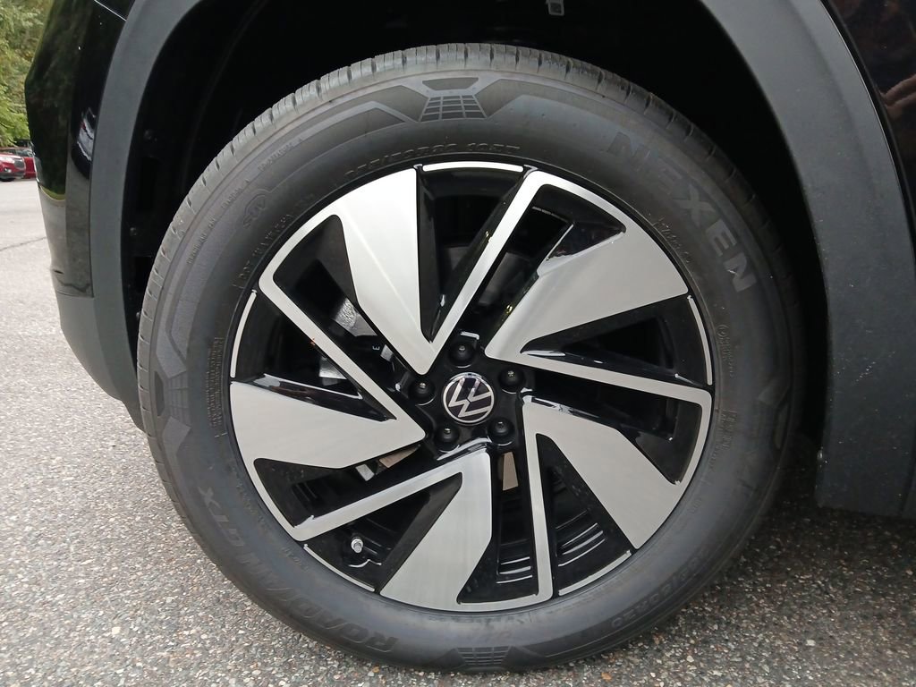 New 2026 Volkswagen Atlas SE FWD image 25