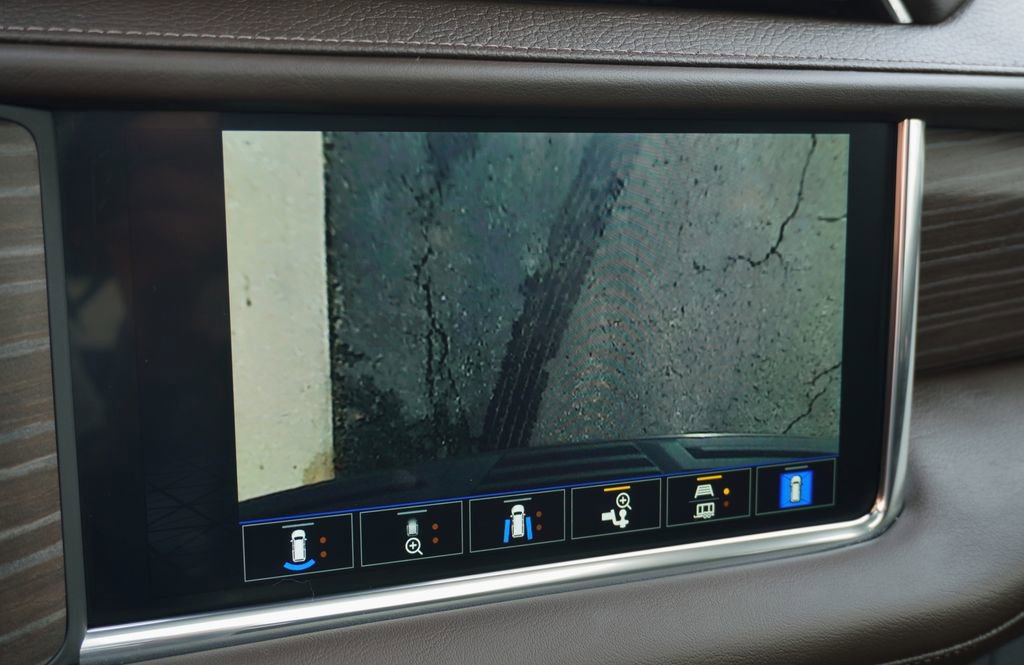 Used 2023 GMC Yukon Denali image 30