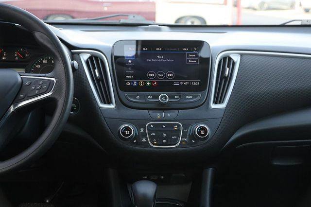 Used 2023 Chevrolet Malibu LT image 23