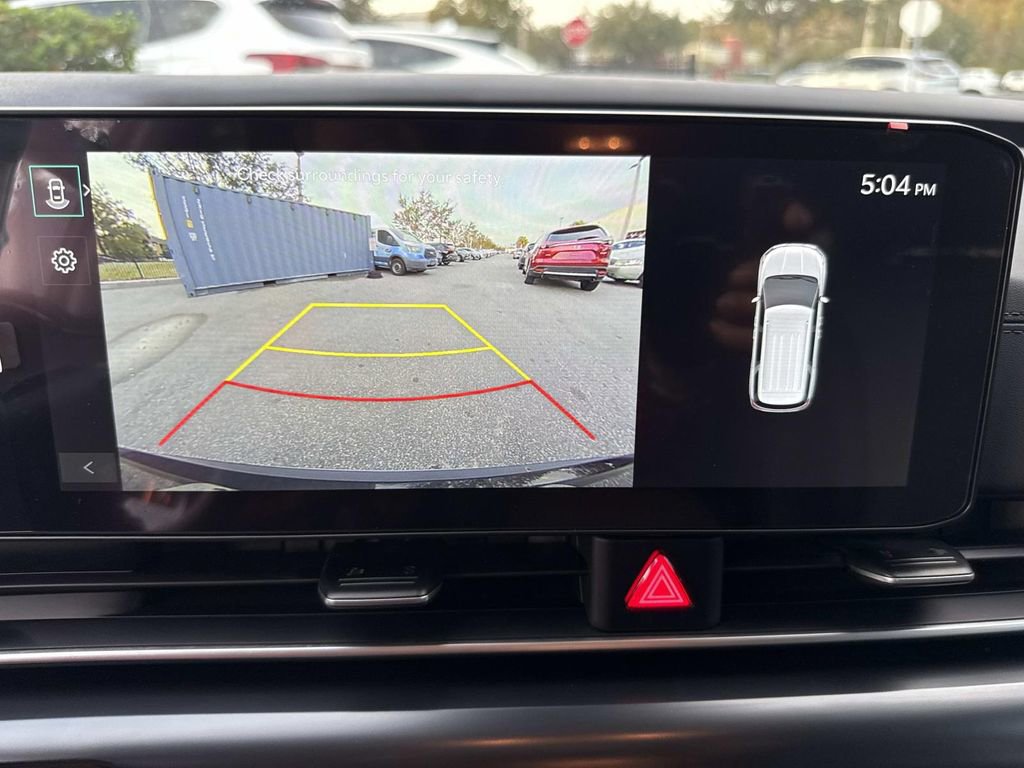 Used 2026 Kia Carnival image 28