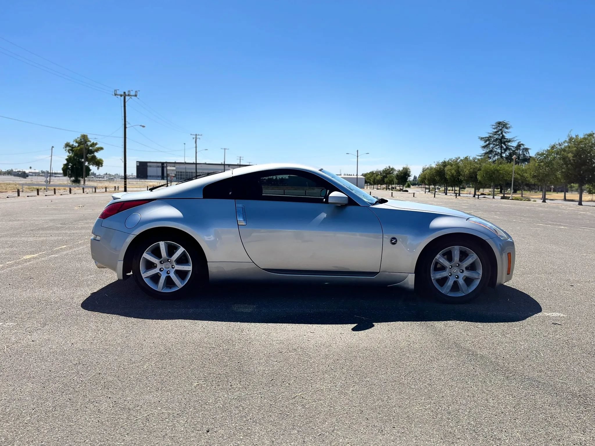 Used 2003 Nissan 350Z Touring w/ Aerodynamics Pkg RWD image 4