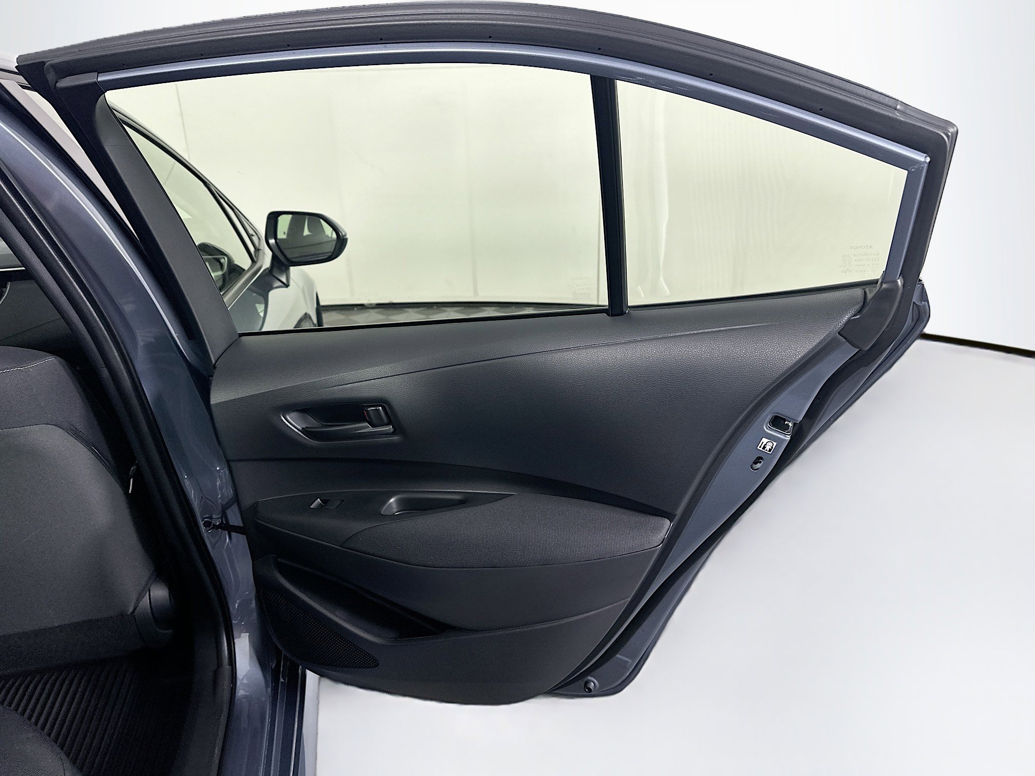 Used 2026 Toyota Corolla LE image 27