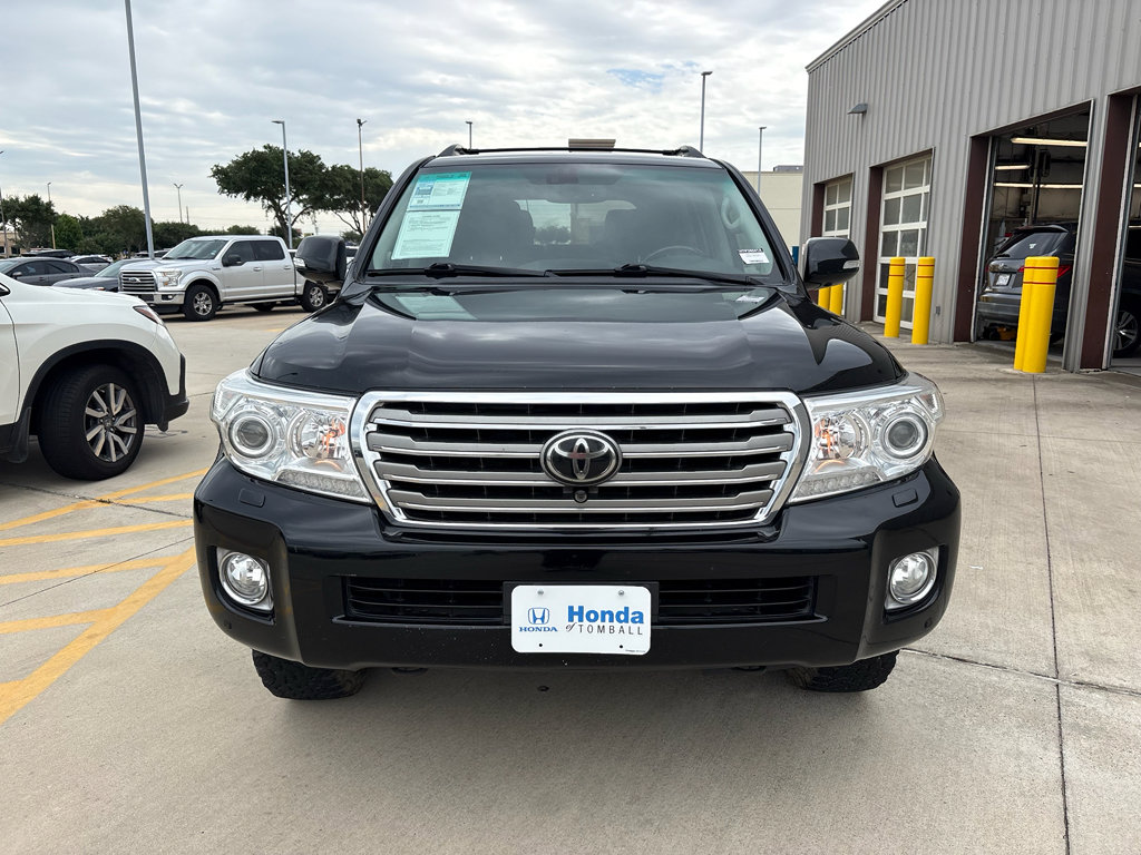 Used 2015 Toyota Land Cruiser AWD/4WD image 2