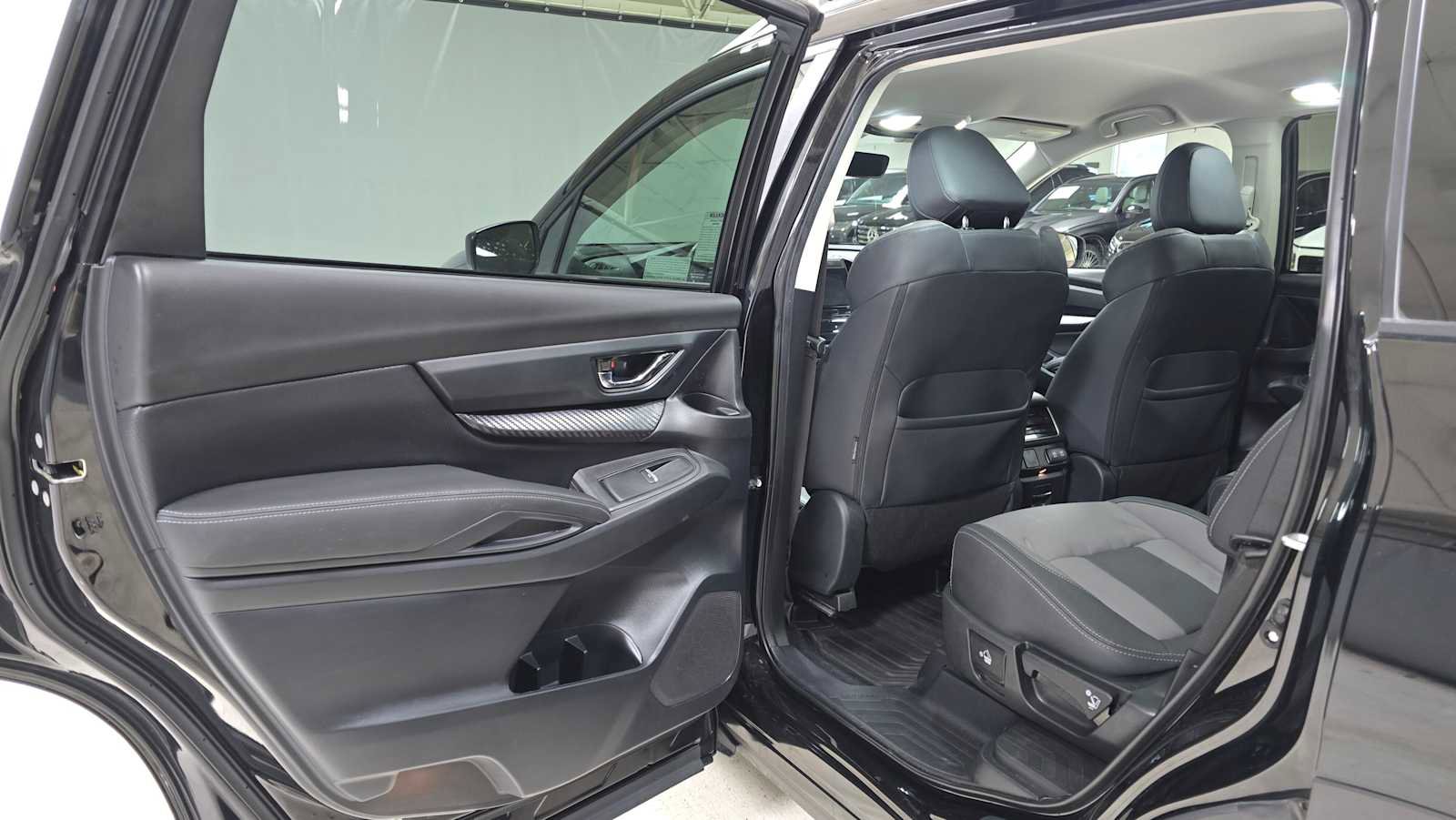 Used 2022 Subaru Ascent Onyx Edition image 15