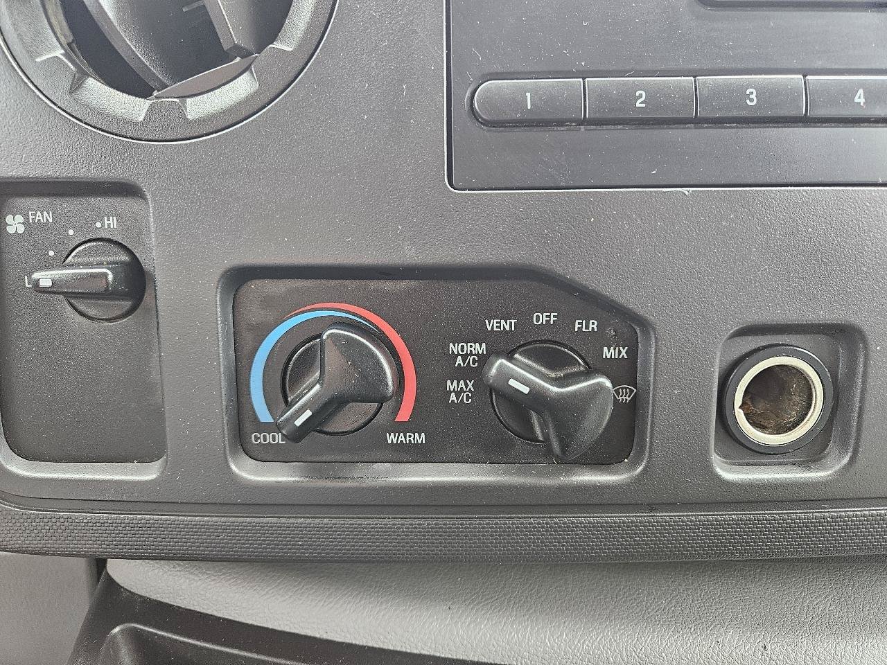 Used 2012 Ford E-250 and Econoline 250 w/ PWR Group RWD image 31