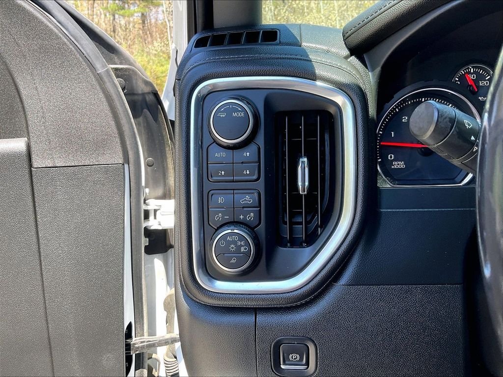Used 2020 Chevrolet Silverado 2500 LTZ AWD/4WD image 26