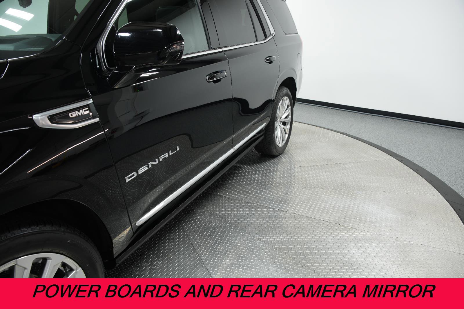 Used 2024 GMC Yukon Denali w/ Advanced Technology Package image 6
