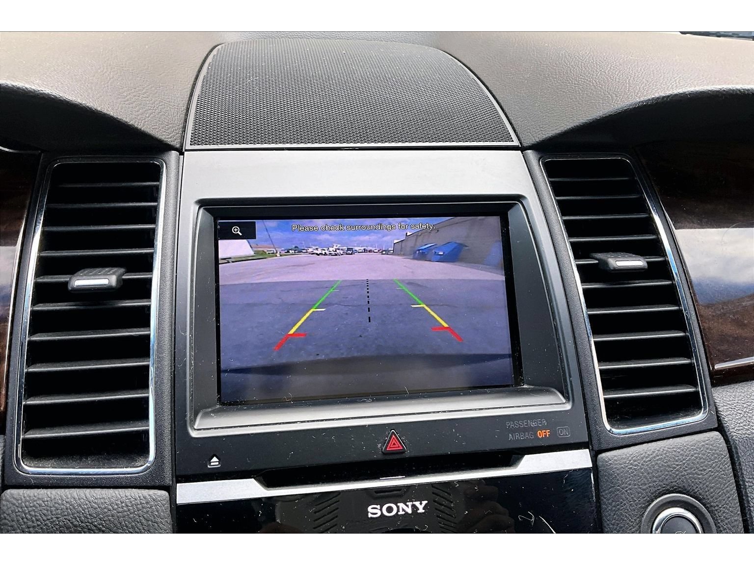 Used 2013 Ford Taurus Limited FWD image 26