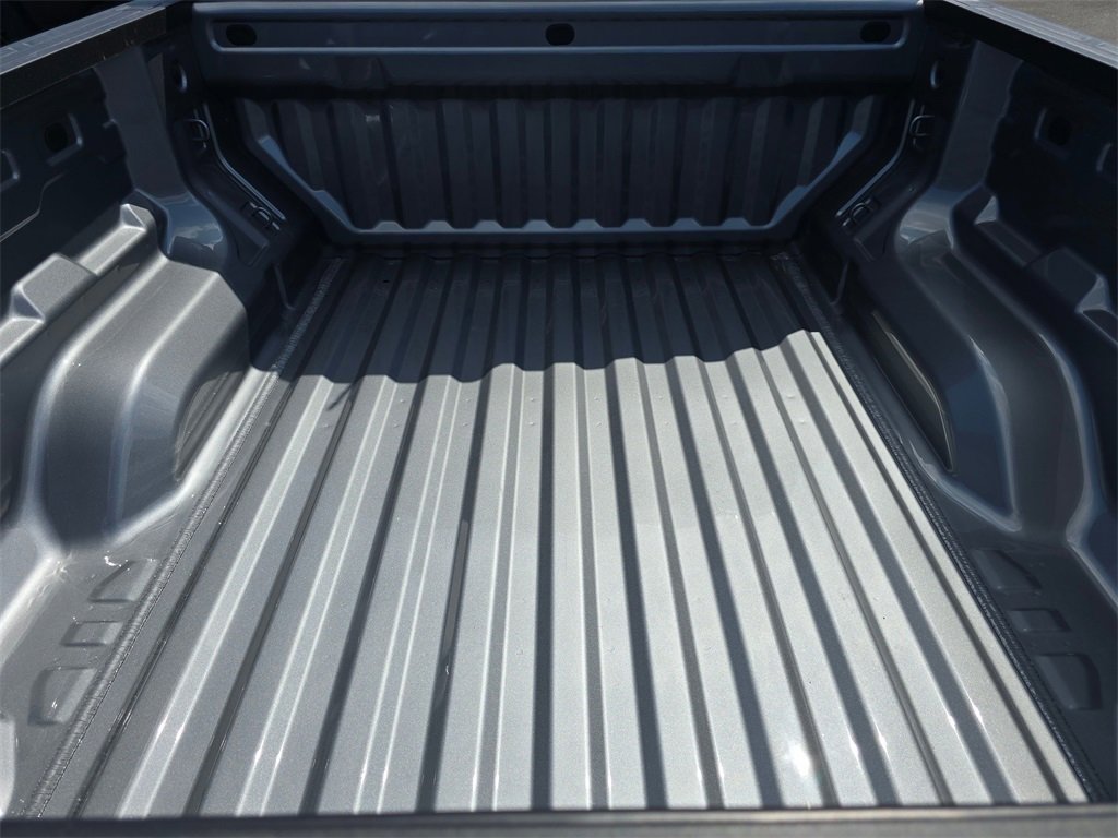 New 2025 Chevrolet Colorado LT w/ LT Convenience Package image 16