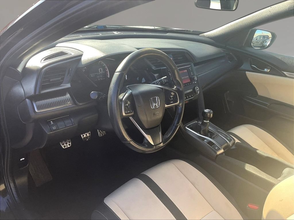 Used 2018 Honda Civic Sport image 15