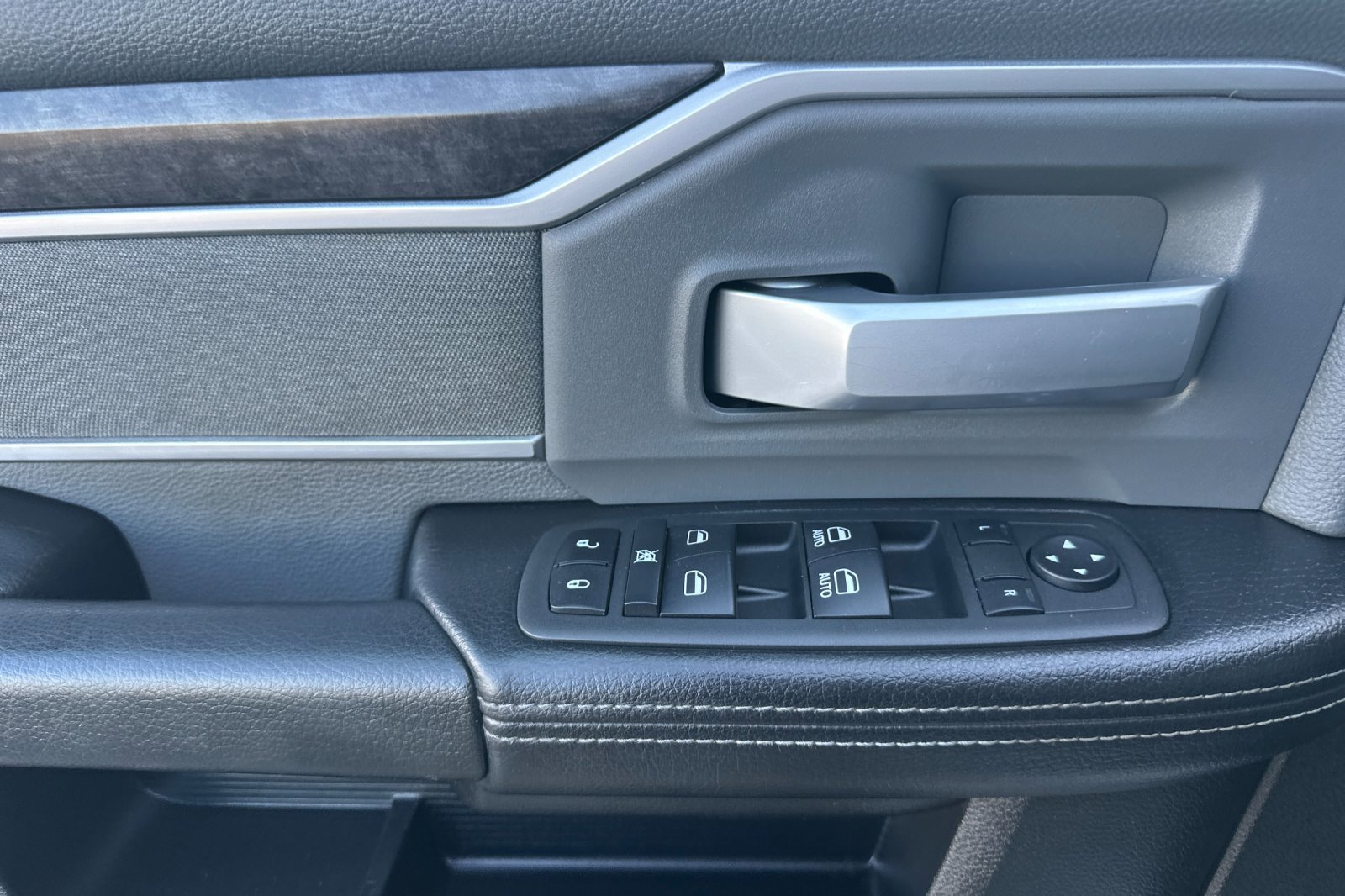 Certified 2022 RAM 2500 Big Horn image 11