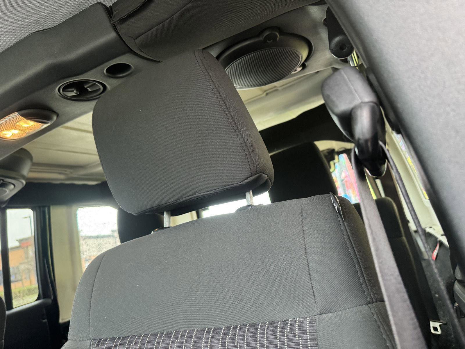 Used 2012 Jeep Wrangler Unlimited Sport image 10