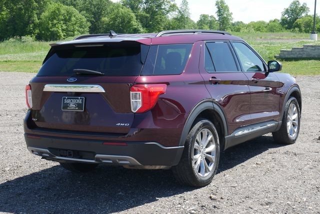 Used 2022 Ford Explorer XLT w/ Equipment Group 202A AWD/4WD image 13